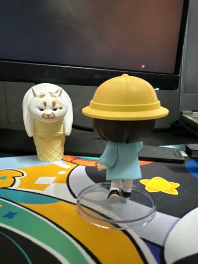 跃动青春 “耀眼的你”系列盲盒