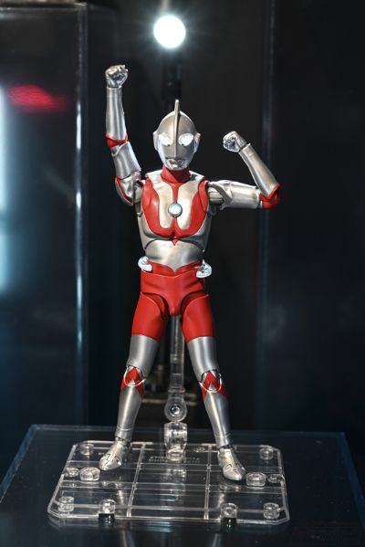 S.H.Figuarts（真骨雕制法） 奥特曼 60周年纪念版